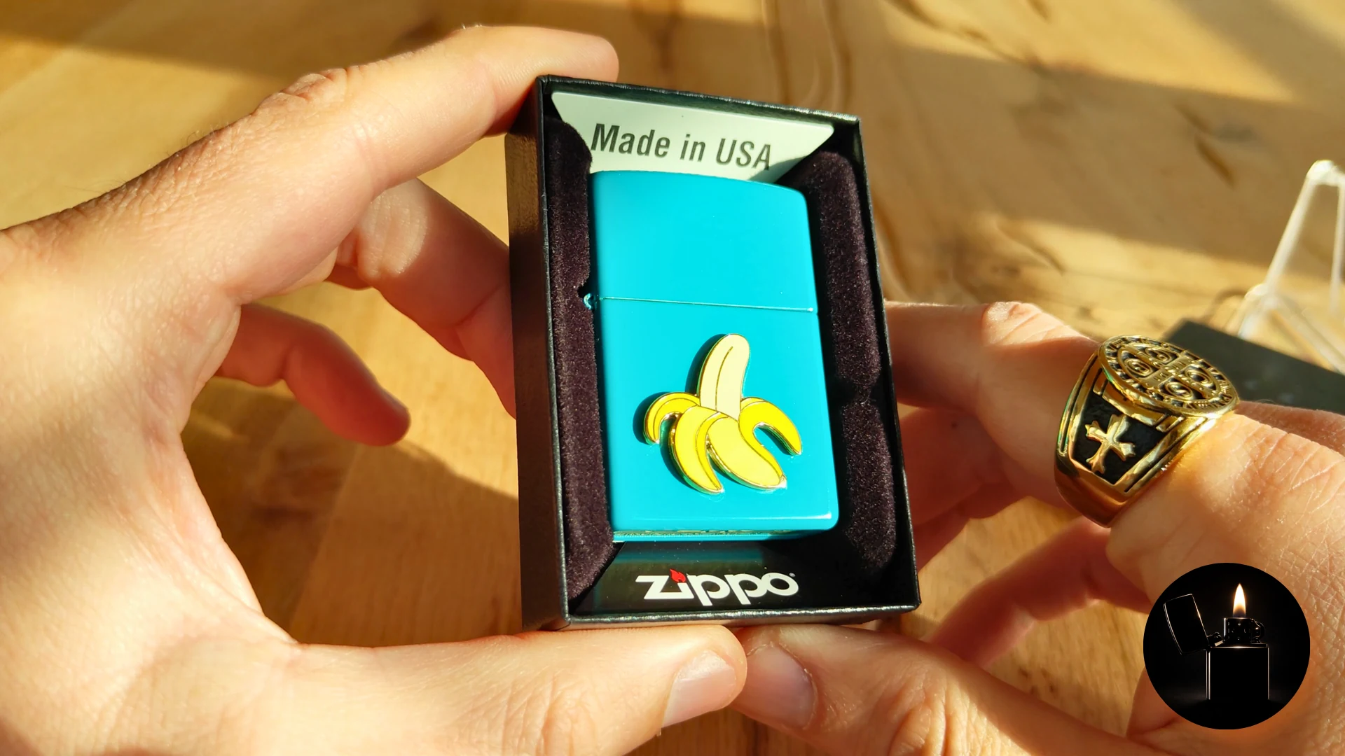 Zippo Foodie Banana 2008118 front view
