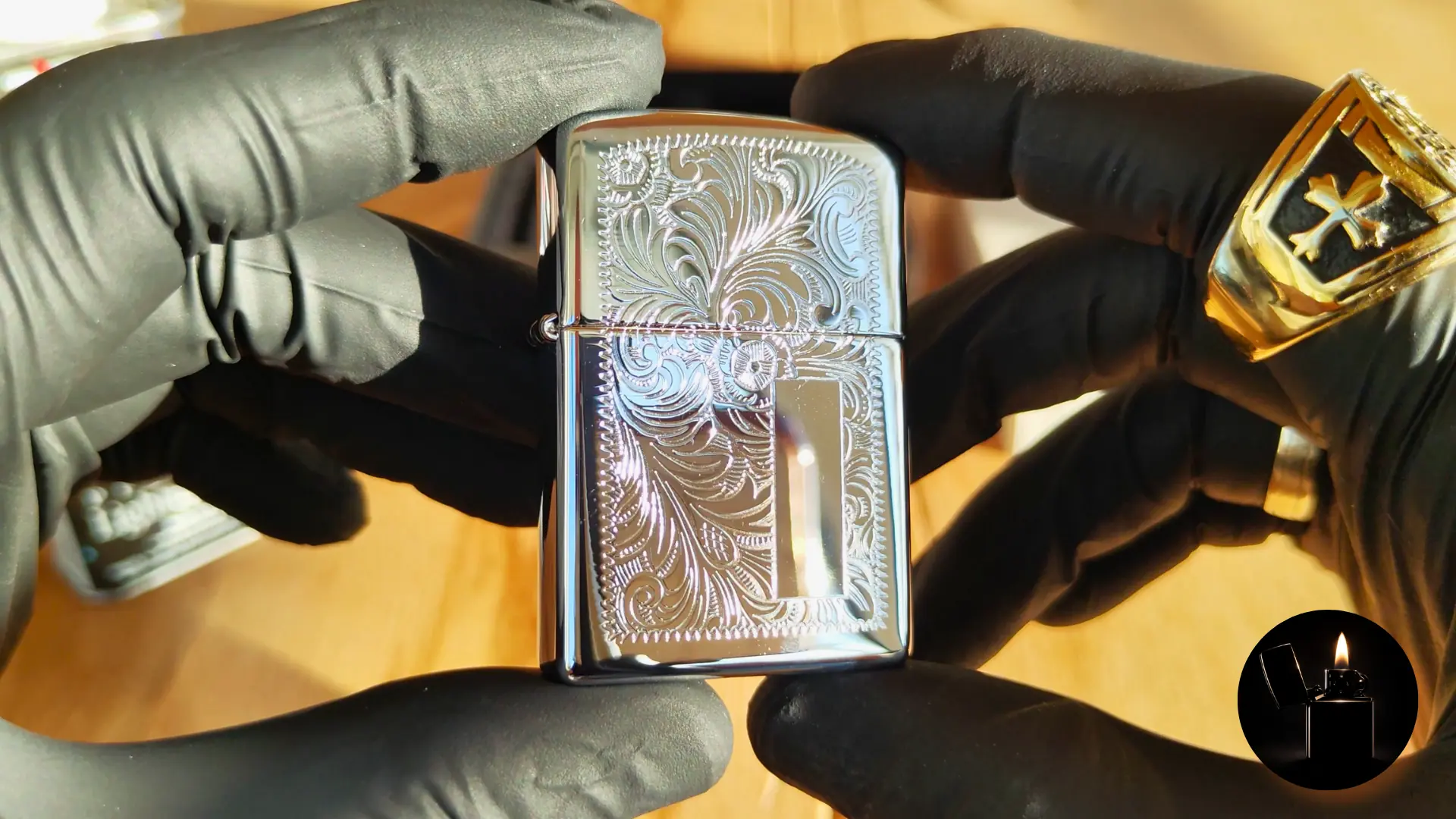 Zippo Venetian High Polish Chrome C352 front view