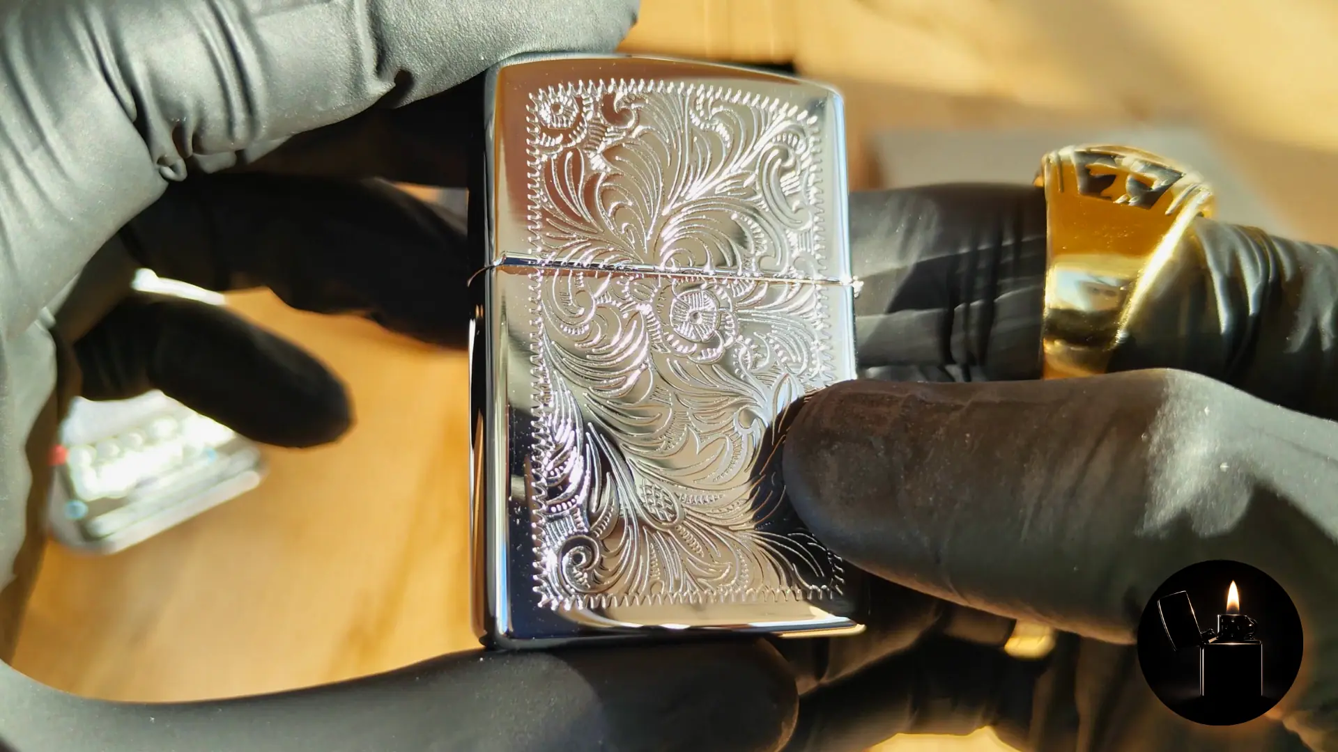 Zippo Venetian High Polish Chrome C352 back view